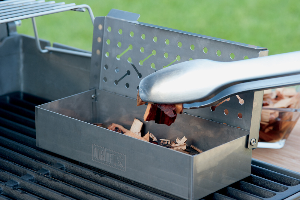How to Smoke on a Gas Grill Tips & Techniques er Grills